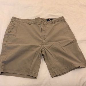 Vineyard Vines Breaker Short